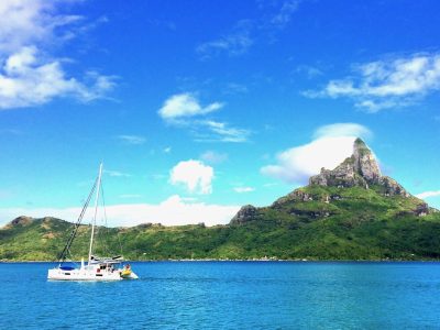 Cruising-Bora-Boras-Lagoon-scaled-e1611702491574-2048x1366